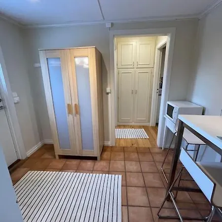 With Access To Garden, Central, Quiet And With Free Parking Apartament